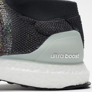 Adidas laceless utral boot for sell